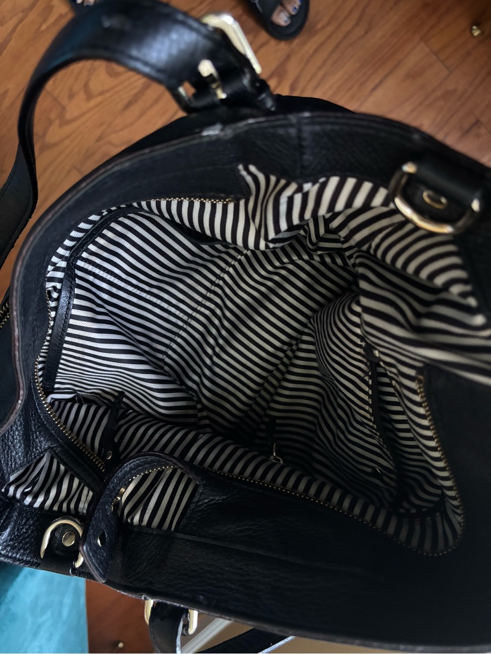 kate spade Black Pebbled Leather Shoulder Bag with Front Zip Pocket - Picture 2 of 15